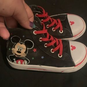 Disney Mickey Mouse hightops boys size 10